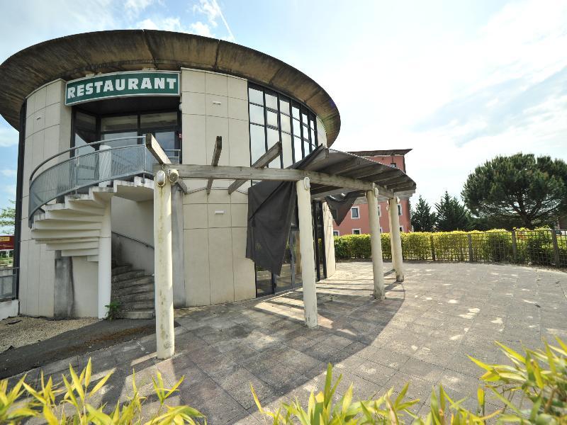 Hotel & Residence Site Du Futuroscope Jaunay-Clan ภายนอก รูปภาพ