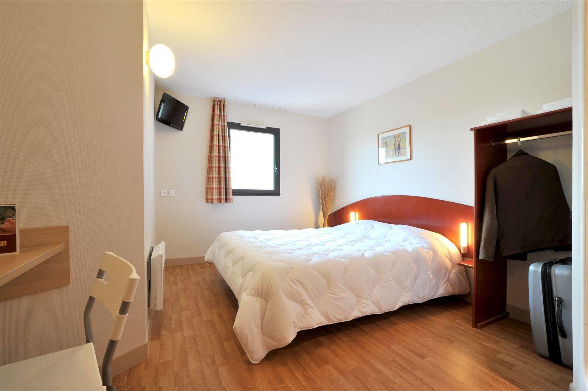 Hotel & Residence Site Du Futuroscope Jaunay-Clan ภายนอก รูปภาพ